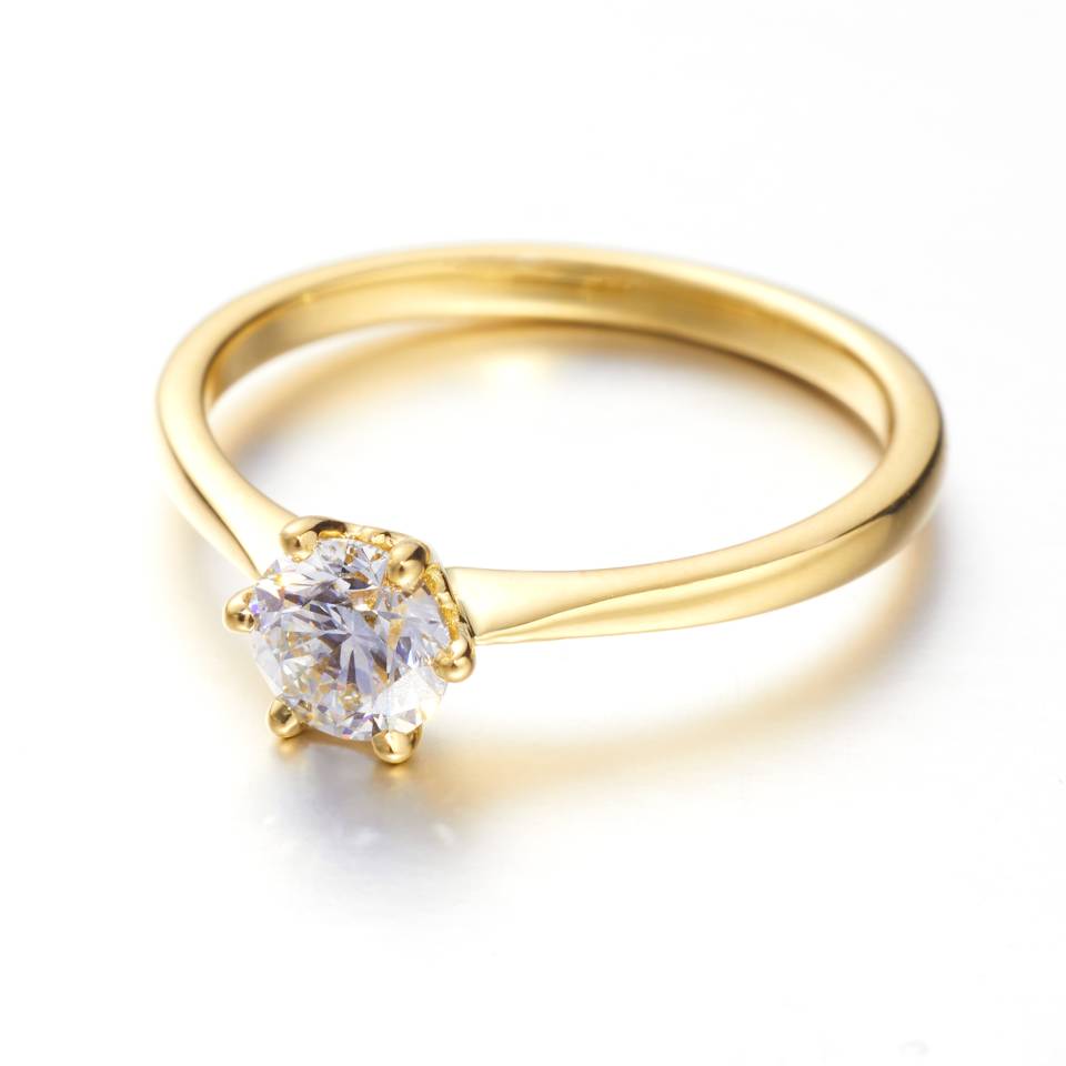 18ct Eryri Welsh gold classic 6-claw solitaire engagement ring set with a 0.45ct round lab-grown diamond