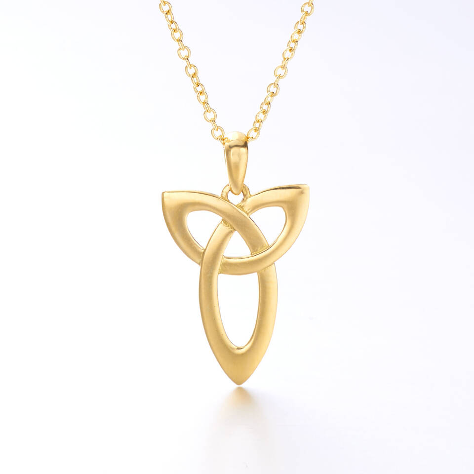 Detailed view of an 18ct Welsh gold and Fairmined gold elongated Trinity Knot pendant necklace