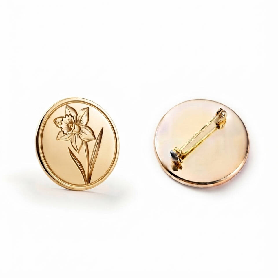 Framed daffodil brooch