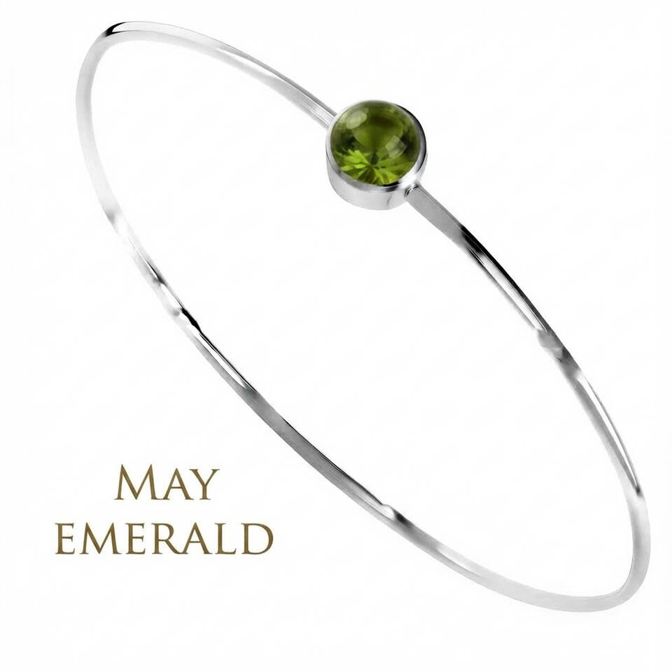 Handmade 5% Welsh silver wire bangle set with a 5mm natural Emerald birthstone for May
