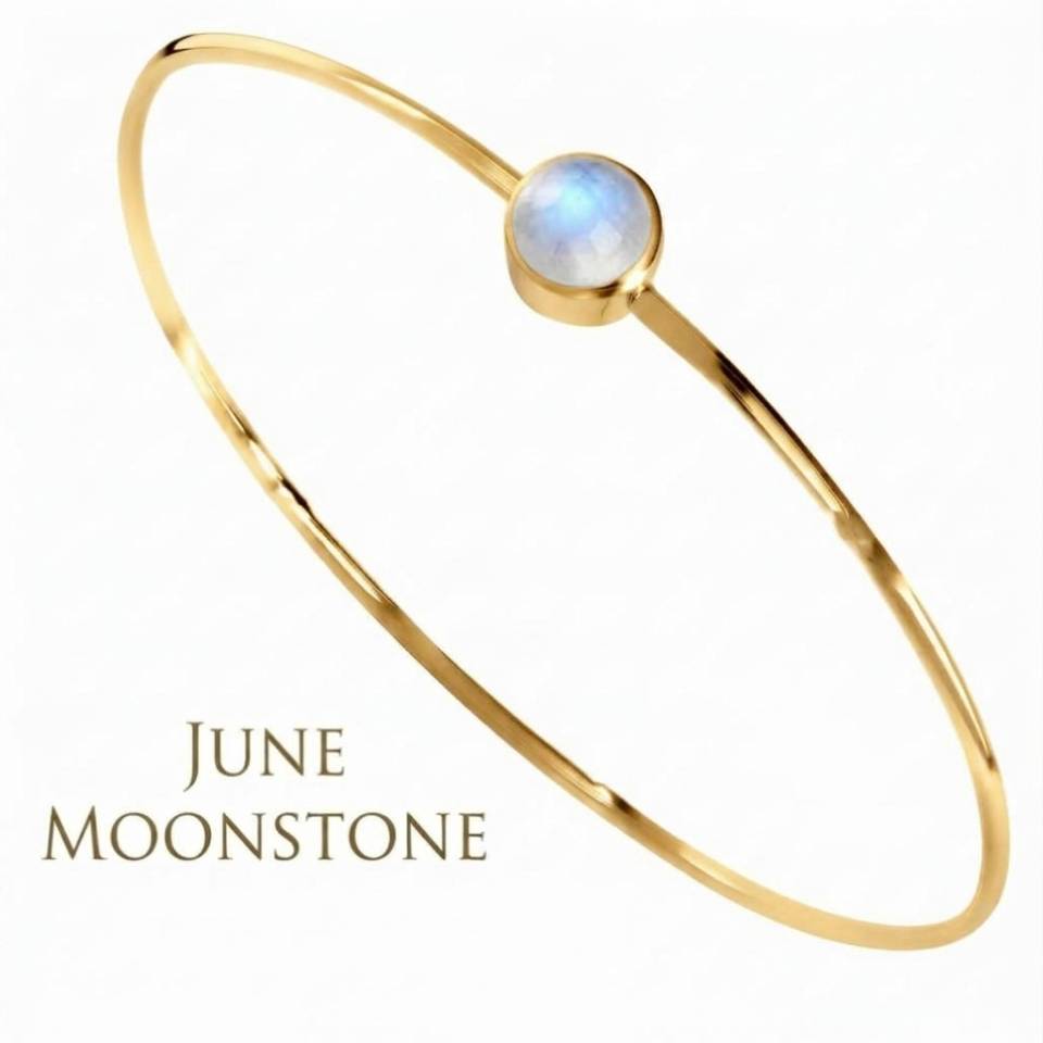 18ct Eryri Welsh gold 1.2mm wire bangle set with a natural June moonstone gemstone